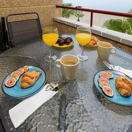 Wintowinrentals Seafront With Spectacular Views Appartamento Rincón de la Victoria