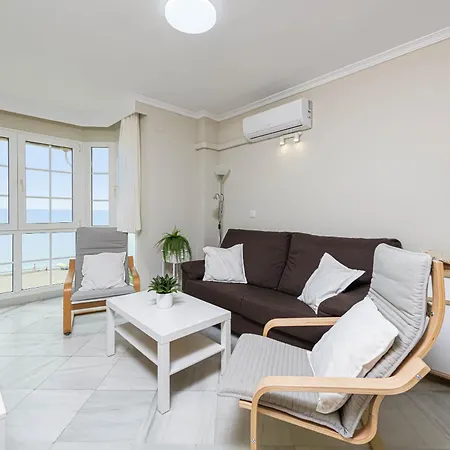Appartamento Wintowinrentals Seafront With Spectacular Views